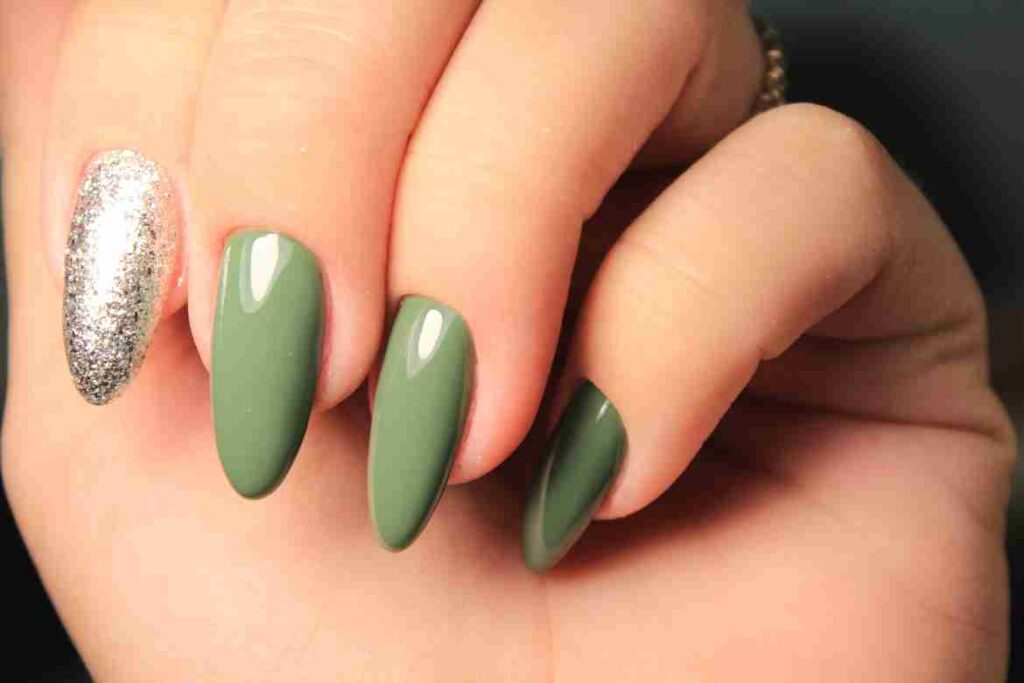 Squoval Nails: The Intersection of Style and Comfort