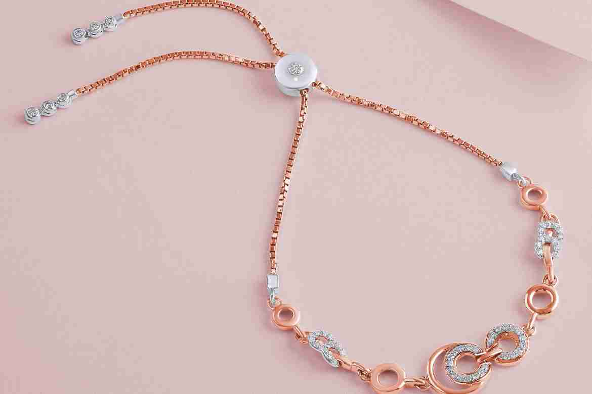 Necklace Fashion: Elevate Your Style with the Perfect Accessories